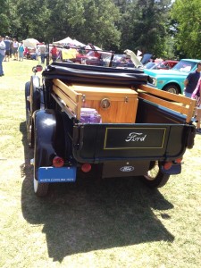 1930 Ford Model A Deluxe Roadster