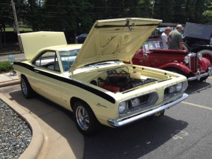 1967PlymouthBarracudaNotchback04  