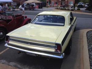 1967PlymouthBarracudaNotchback08  